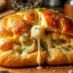 Cheesy Garlic Pull-Apart Bread
